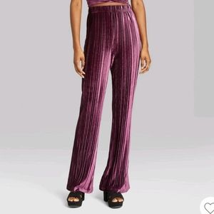 Wild Fable High-Rise Velvet Flare Pants SMALL